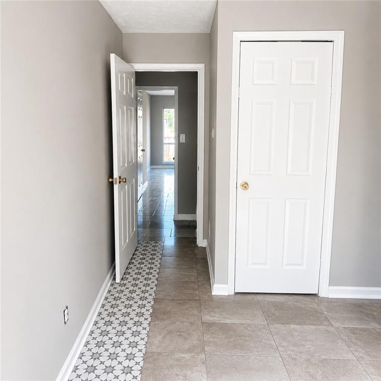 3190 Nectarine Circle Decatur, GA 30034 - Photo 6 of 14