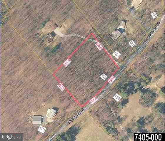 155 Hoffman Road Gettysburg, PA 17325 - Photo 3 of 4