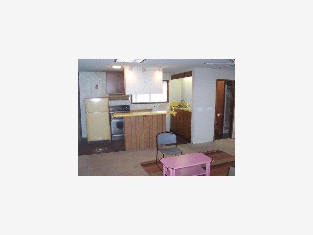 645 Middlefield Road Salinas, CA 93906 - Photo 7 of 9 Gallery Image 7