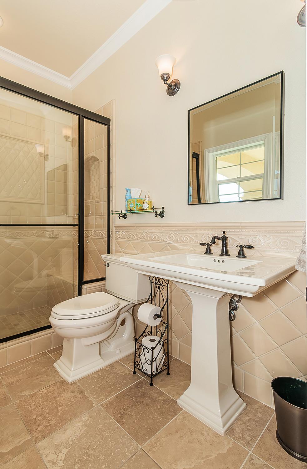 14505 Blue Drake Lane Prather, CA 93651 - Photo 16 of 87