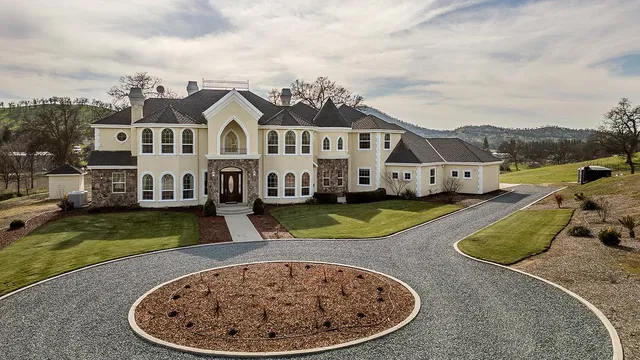 $1,099,000 | 14505 Blue Drake Lane, Prather, CA 93651