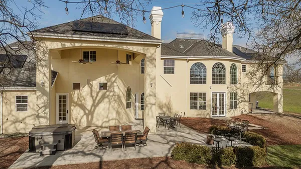 $1,099,000 | 14505 Blue Drake Lane, Prather, CA 93651