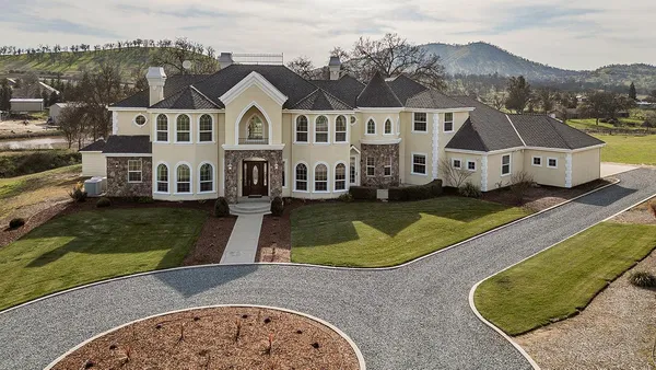 $1,099,000 | 14505 Blue Drake Lane, Prather, CA 93651