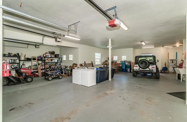 $1,099,000 | 14505 Blue Drake Lane, Prather, CA 93651