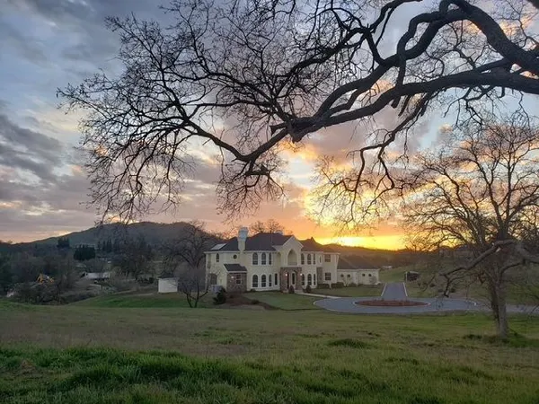 $1,099,000 | 14505 Blue Drake Lane, Prather, CA 93651