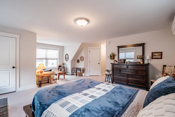 $799,900 | 4 Ladd Drive, Scarborough, ME 04074