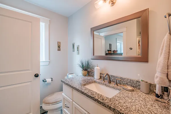 $799,900 | 4 Ladd Drive, Scarborough, ME 04074