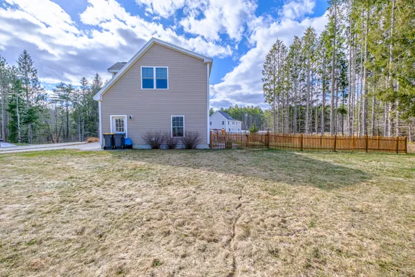 $799,900 | 4 Ladd Drive, Scarborough, ME 04074
