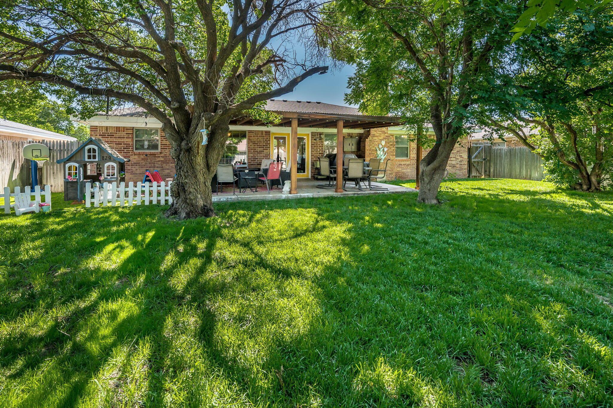 4418 Kingston Road Amarillo, TX 79109 - Photo 21 of 22 Back Yard