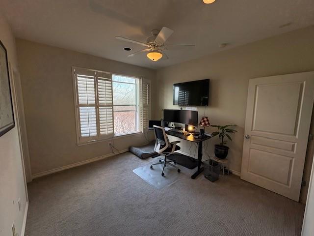 4307 McKinney Avenue, Unit 3 Dallas, TX 75205 - Photo 4 of 10 a view of a livingroom with workspace and a window