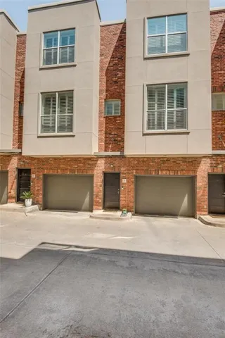 $4,100 | 4307 McKinney Avenue, Unit 3, Dallas, TX 75205