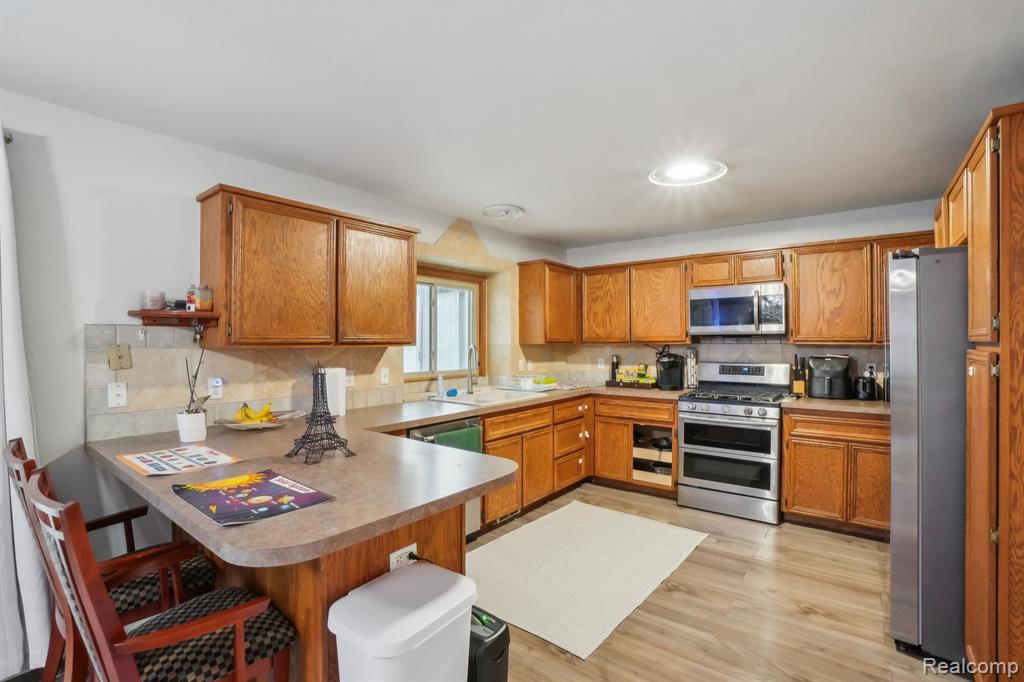 49469 Monte Road Chesterfield, MI 48047 - Photo 9 of 33