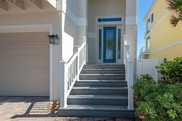 a view of entryway with a front door
