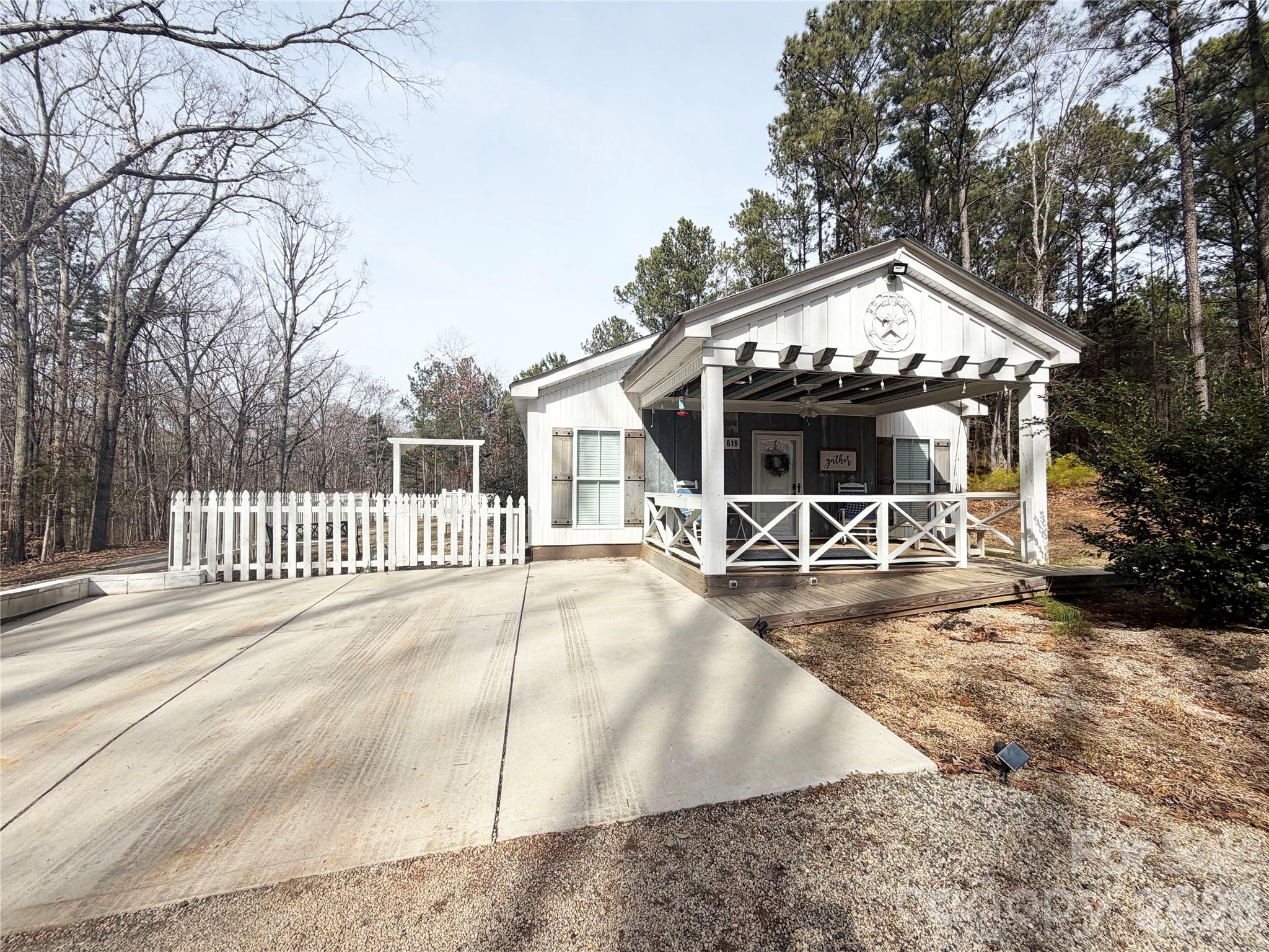 619 Hubbard Drive Lancaster, SC 29720 - Photo 9 of 47