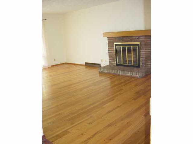 521 County Line Road Westerville, OH 43081 - Photo 3 of 9 Gallery Image 3