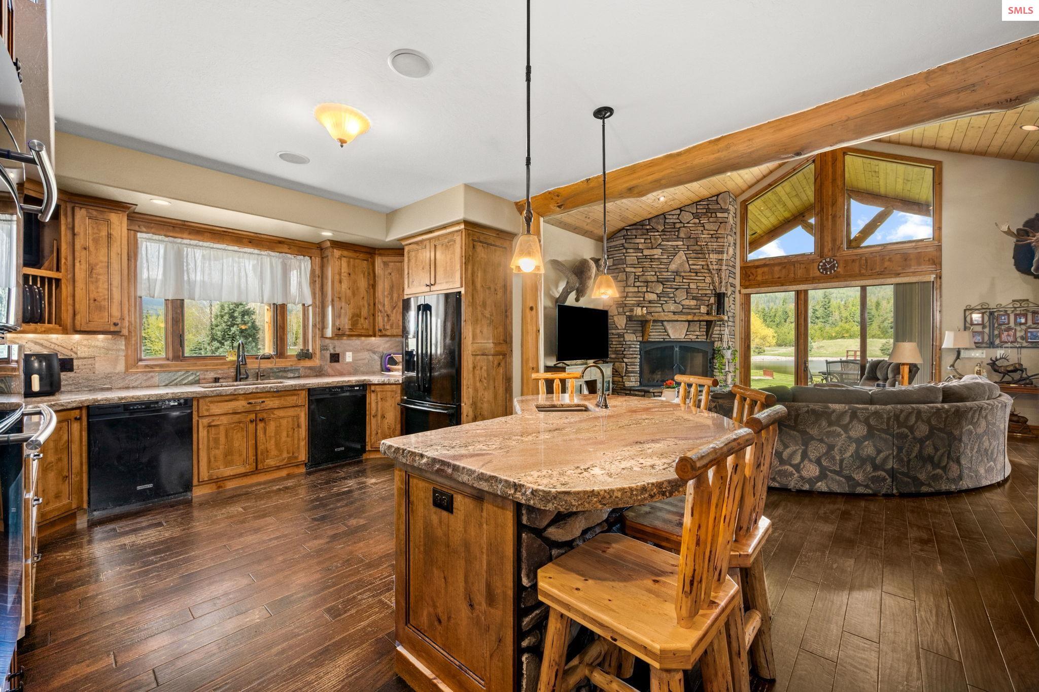 289 Gold Road Naples, ID 83847 - Photo 22 of 98 Gallery Image 22