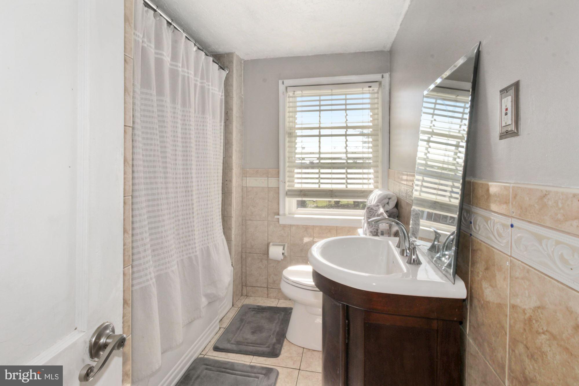 6012 Falkirk Road Baltimore, MD 21239 - Photo 7 of 30