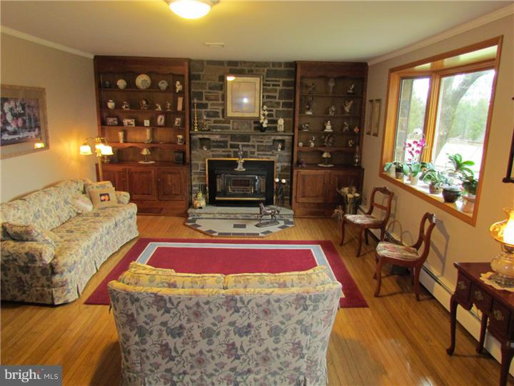 112 Stover Park Road Pipersville, PA 18947 - Photo 8 of 24