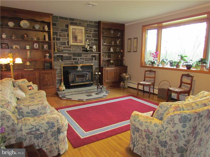 112 Stover Park Road Pipersville, PA 18947 - Photo 9 of 24