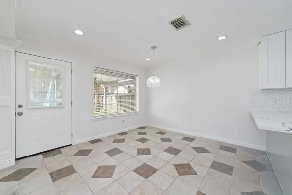 $350,000 | 1114 Bayou Bend Drive, Deer Park, TX 77536