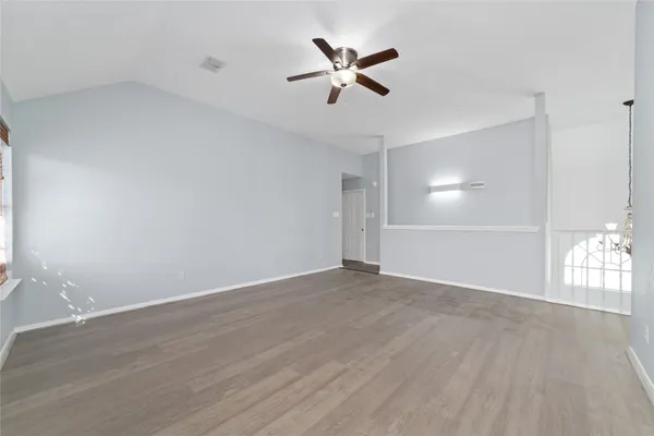 $350,000 | 1114 Bayou Bend Drive, Deer Park, TX 77536