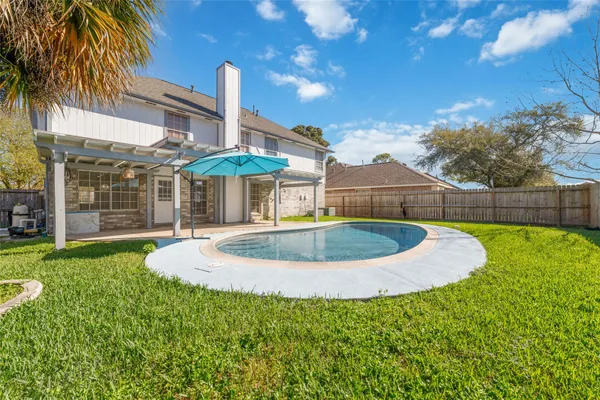 $350,000 | 1114 Bayou Bend Drive, Deer Park, TX 77536