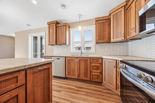 $457,900 | 2332 30th Avenue South, Fargo, ND 58103