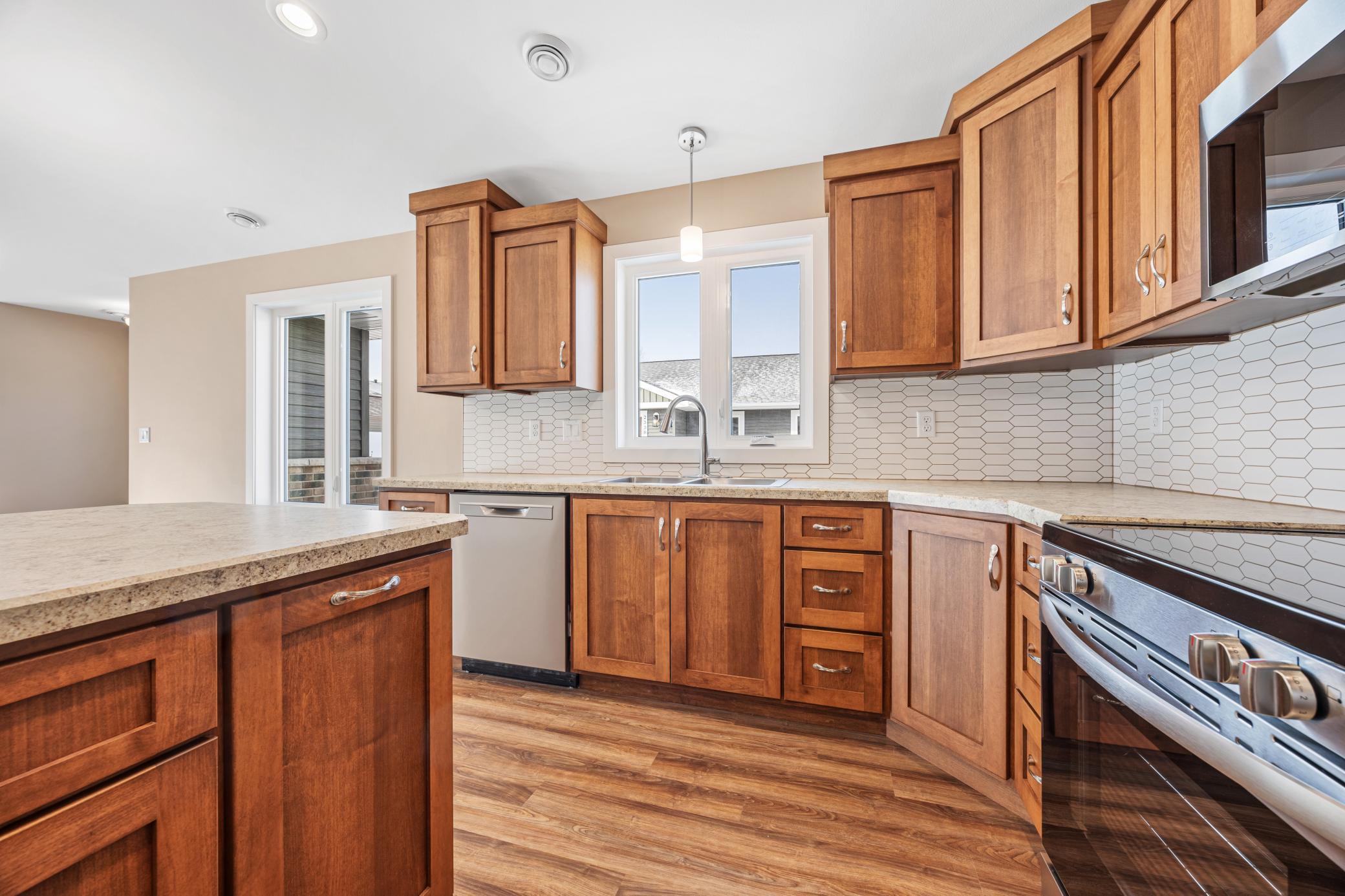 2332 30th Avenue South Fargo, ND 58103 - Photo 15 of 22