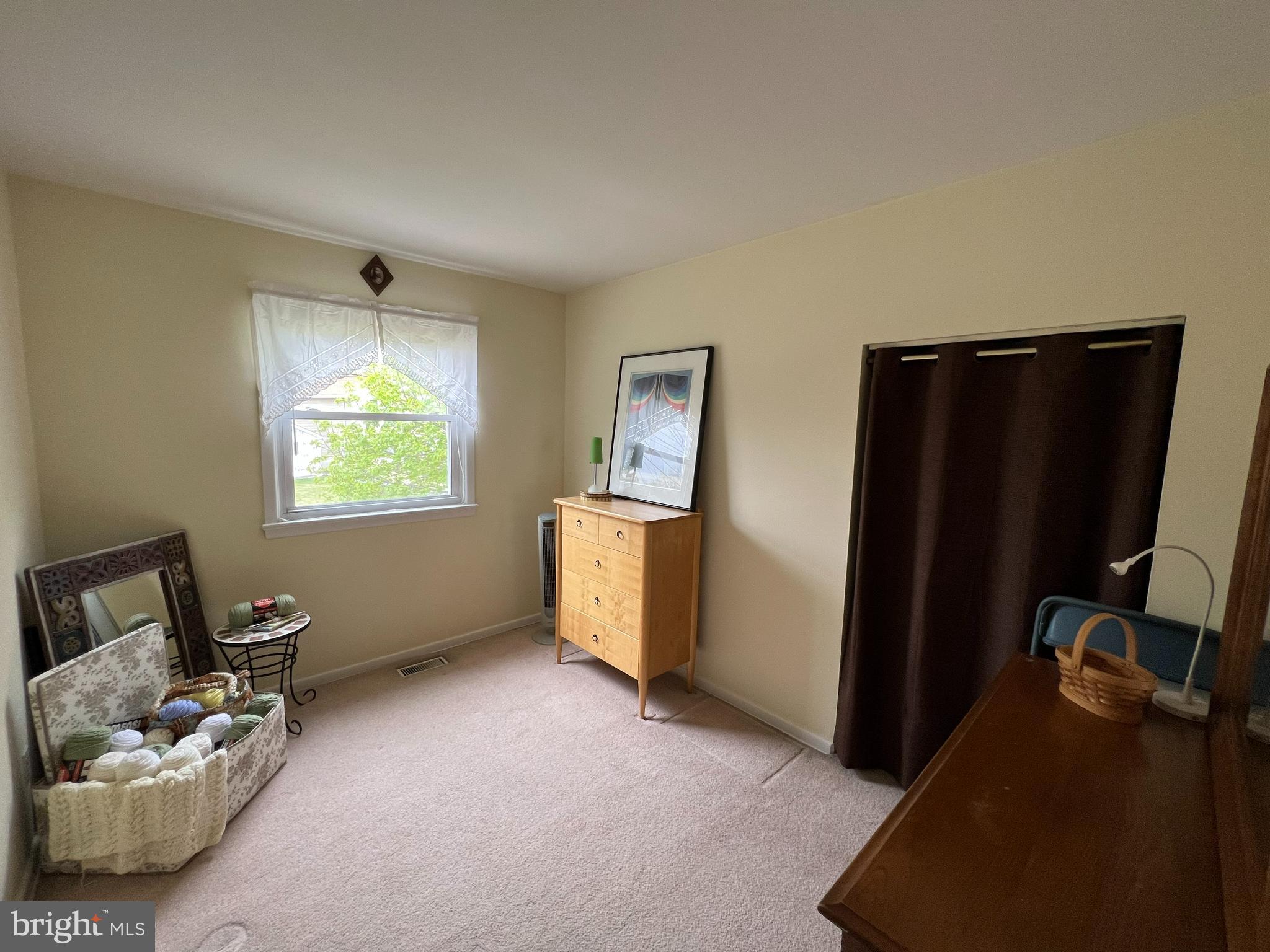 28 Sun Valley Road Hamilton, NJ 08690 - Photo 11 of 16 Bedroom 3