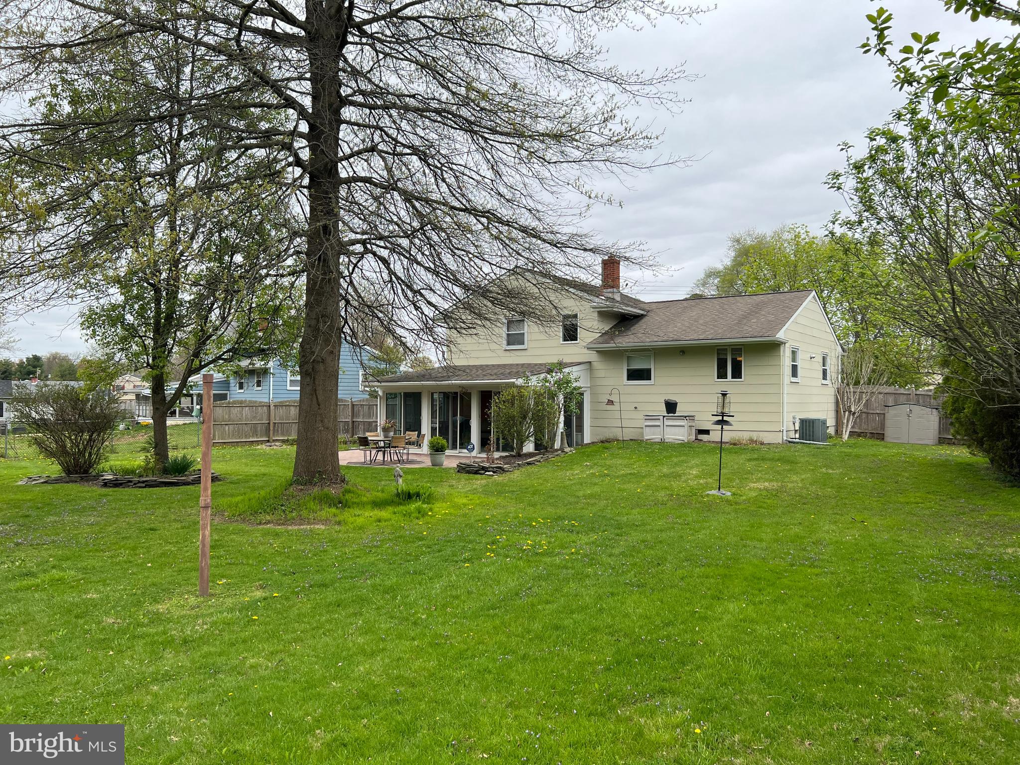 28 Sun Valley Road Hamilton, NJ 08690 - Photo 3 of 16 Rear Yard View