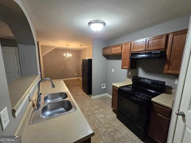 $1,950 | 175 Oakland Hills Way, Lawrenceville, GA 30044