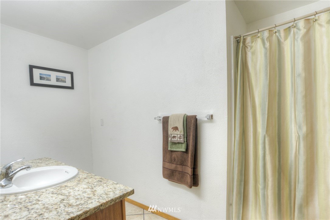 7010 Meridian Road Southeast Olympia, WA 98513 - Photo 31 of 40 Gallery Image 31
