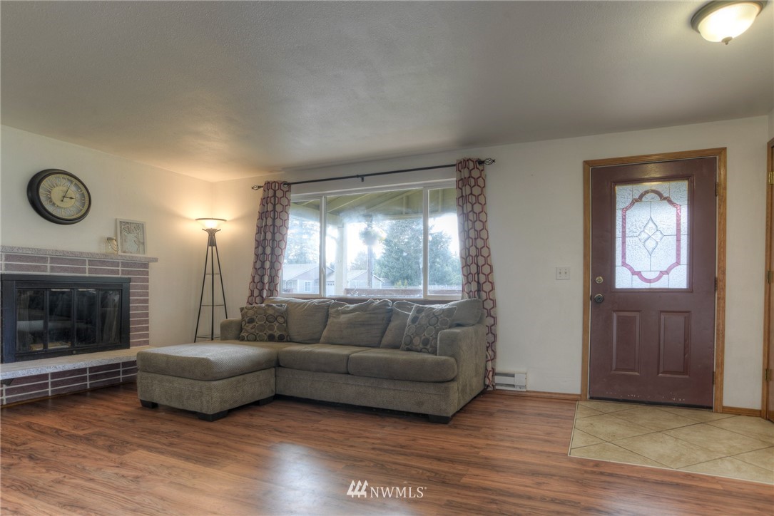 7010 Meridian Road Southeast Olympia, WA 98513 - Photo 7 of 40 Gallery Image 7