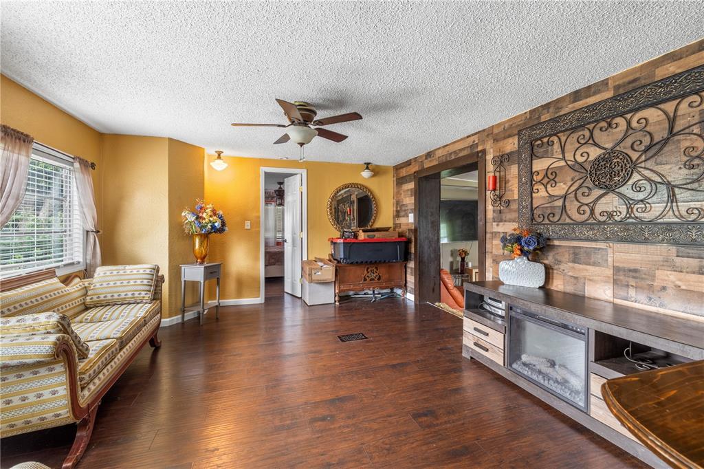 1733 Oakland Road West Lakeland, FL 33801 - Photo 9 of 46 Gallery Image 9