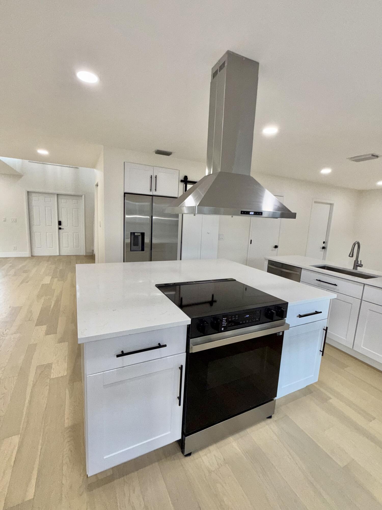 10764 Cypress Lake Terrace Boca Raton, FL 33498 - Photo 11 of 29 Kitchen