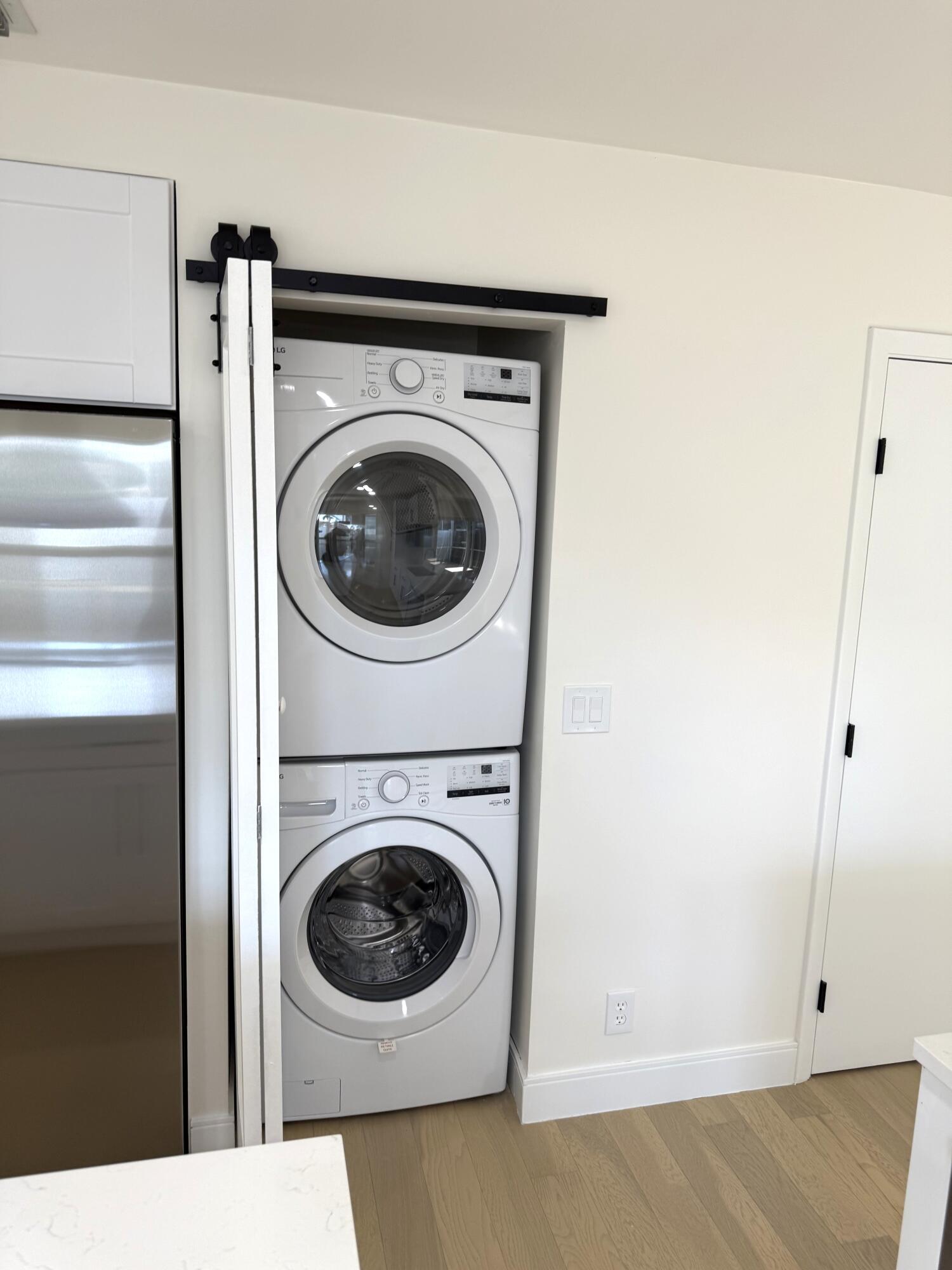 10764 Cypress Lake Terrace Boca Raton, FL 33498 - Photo 28 of 29 Washe Dryer