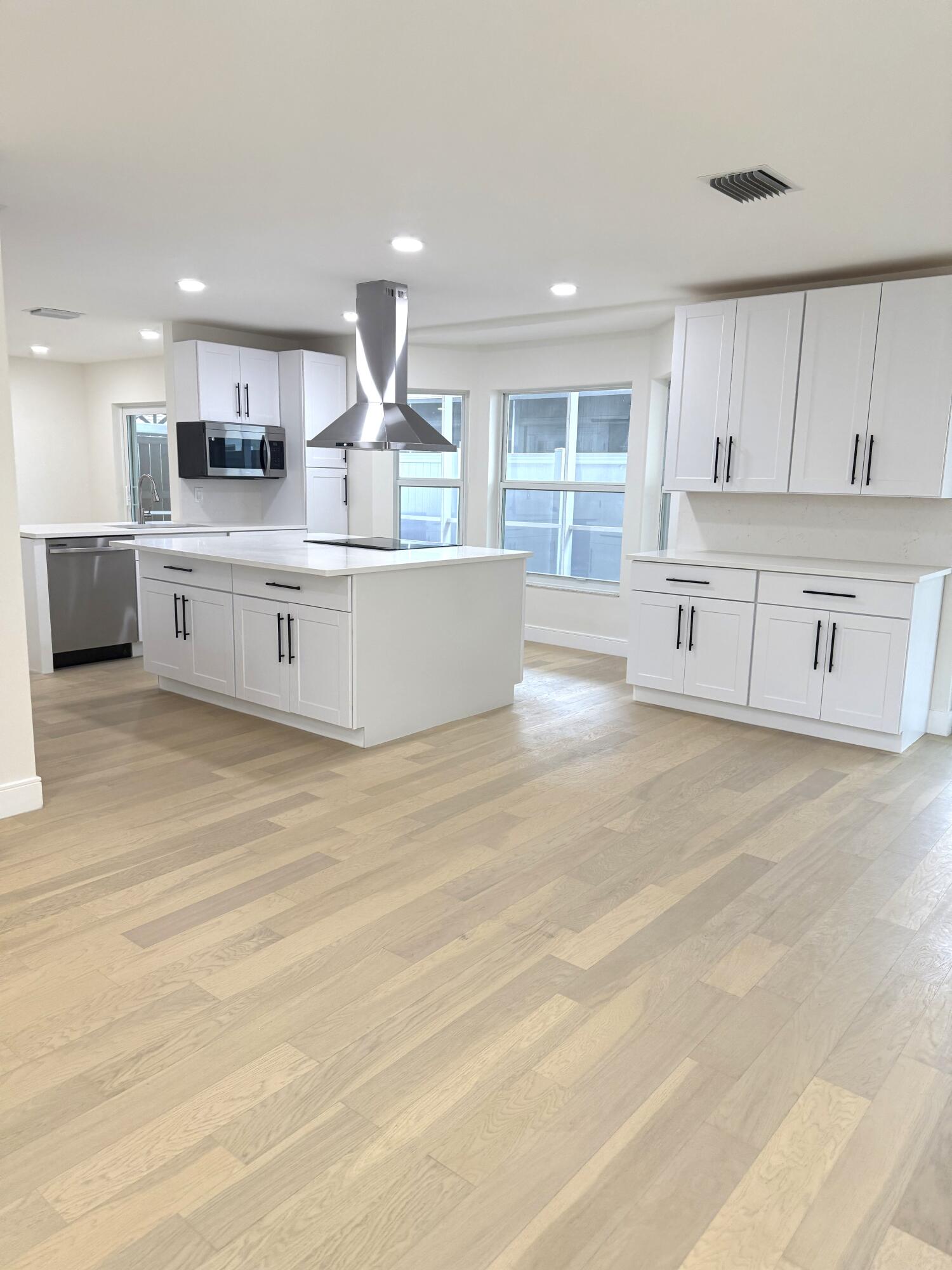 10764 Cypress Lake Terrace Boca Raton, FL 33498 - Photo 7 of 29 Kitchen