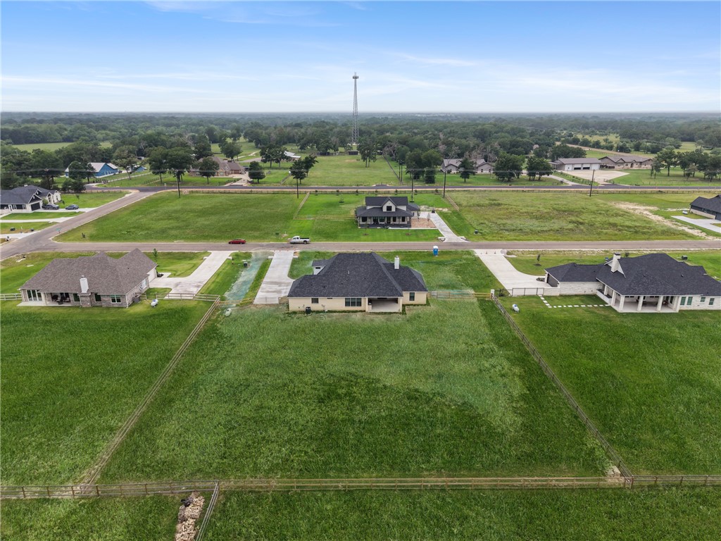 7822 Mathis Crk Drive Bryan, TX 77808 - Photo 43 of 43 an aerial view of a golf course with a big yard