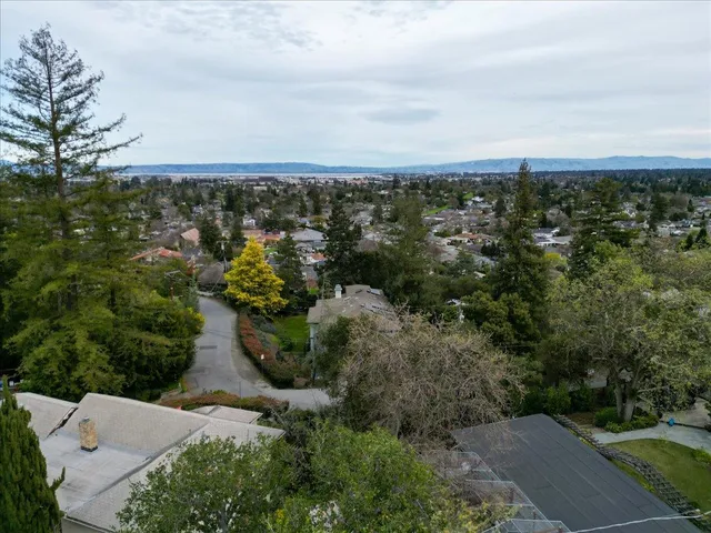 $1,988,888 | 726 Hillcrest Drive, Redwood City, CA 94062