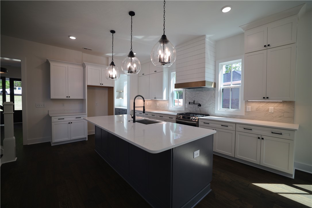 190 West Old Pendleton Road Central, SC 29630 - Photo 14 of 42