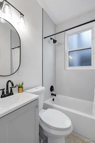 $269,900 | 6752 West Park Avenue, St. Louis, MO 63139