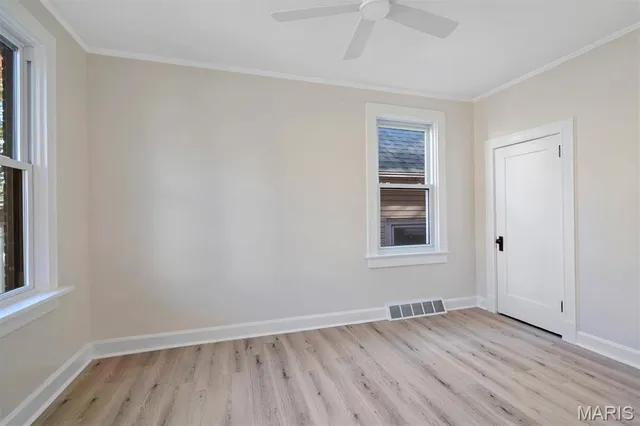 $269,900 | 6752 West Park Avenue, St. Louis, MO 63139