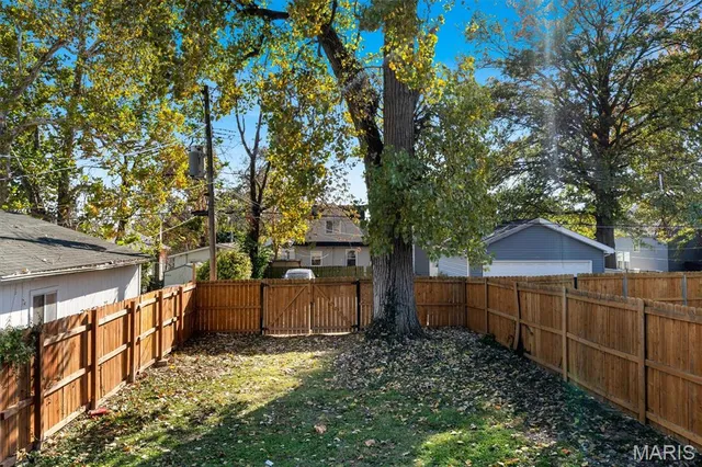 $269,900 | 6752 West Park Avenue, St. Louis, MO 63139