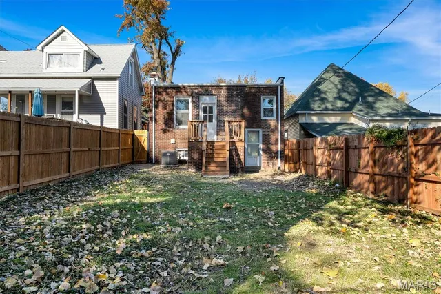 $269,900 | 6752 West Park Avenue, St. Louis, MO 63139