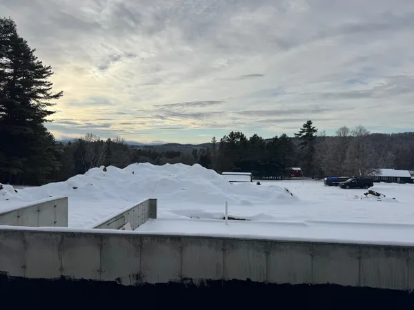 $275,000 | 77 Prospect Street, Unit 131, Lebanon, NH 03766