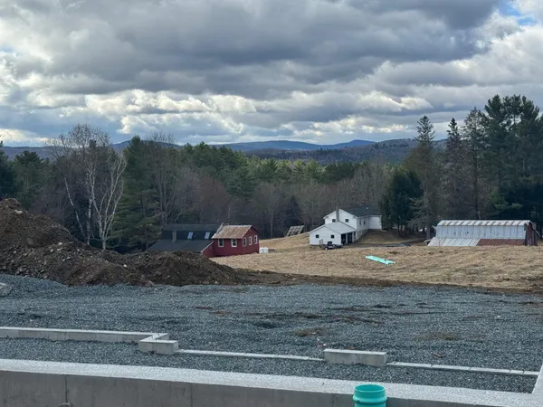 $275,000 | 77 Prospect Street, Unit 131, Lebanon, NH 03766