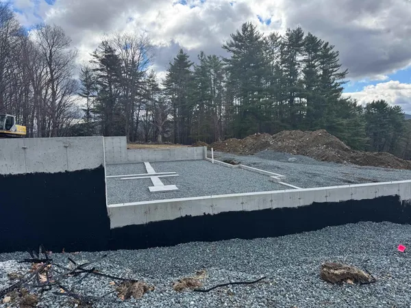 $275,000 | 77 Prospect Street, Unit 131, Lebanon, NH 03766