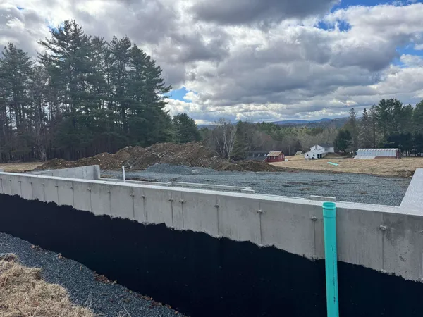 $275,000 | 77 Prospect Street, Unit 131, Lebanon, NH 03766