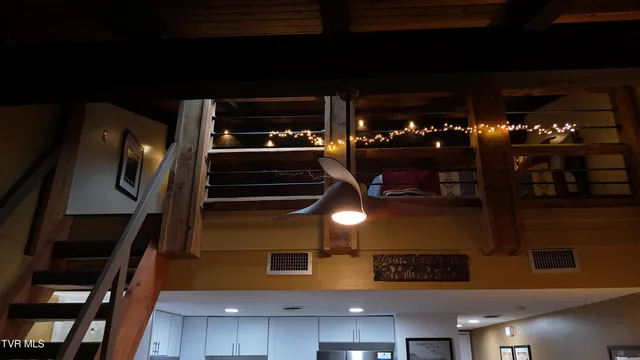 $179,900 | 1081 Cove Road, Unit 1033, Sevierville, TN 37876