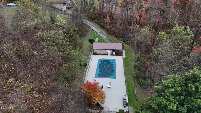 $179,900 | 1081 Cove Road, Unit 1033, Sevierville, TN 37876